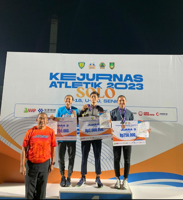 Dua Atlet KKO SMA Negeri 1 Grobogan Jawa Tengah Meraih Medali di Kejurnas Atletik Solo